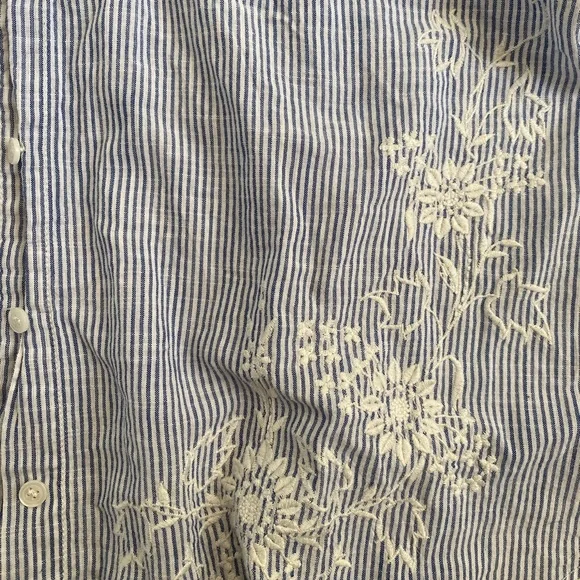 Madewell Button Down Flowy Short Sleeve Flower and Stripe Top - Picture 3 of 5